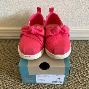 Hot Pink Tom’s Alpargata Bow Flats